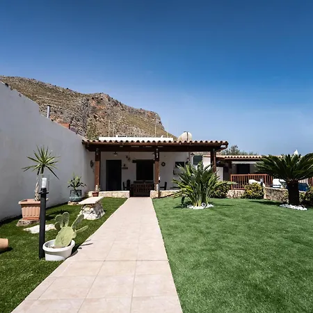 Giulia Tonnara Di Bonagia Valderice