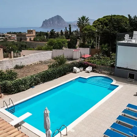 Giulia Tonnara Di Bonagia 3* Valderice